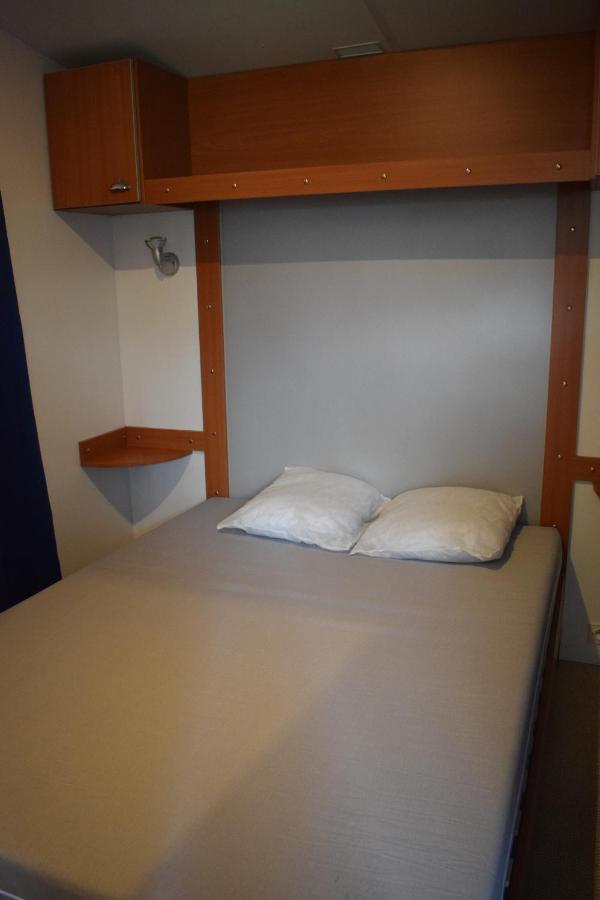 Camping Du Creulet Crouay Bagian luar foto