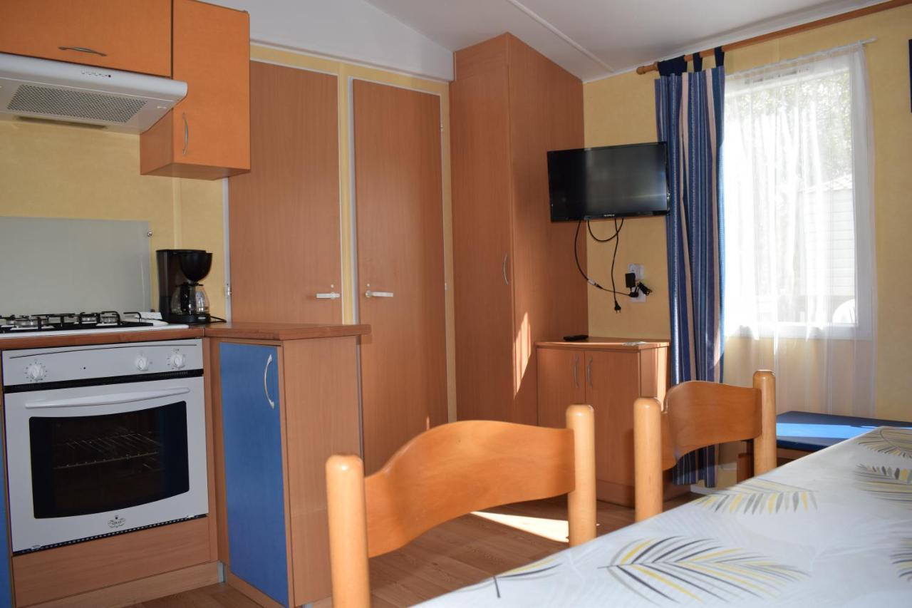 Camping Du Creulet Crouay Bagian luar foto