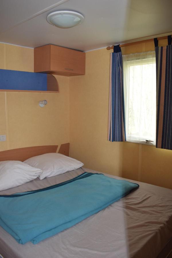Camping Du Creulet Crouay Bagian luar foto